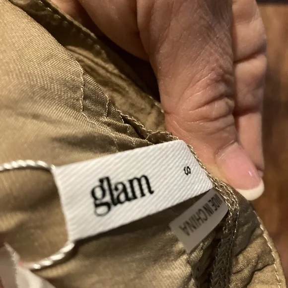 Glam Long Sleeve Tiered Button Down Taupe Small - Picture 5 of 5